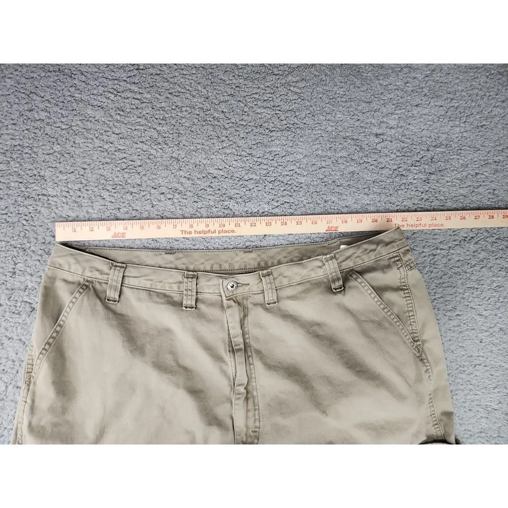 Wrangler Cargo Shorts Men's Size 44 Beige Flat Front‎ Outdoor Hiking Utility